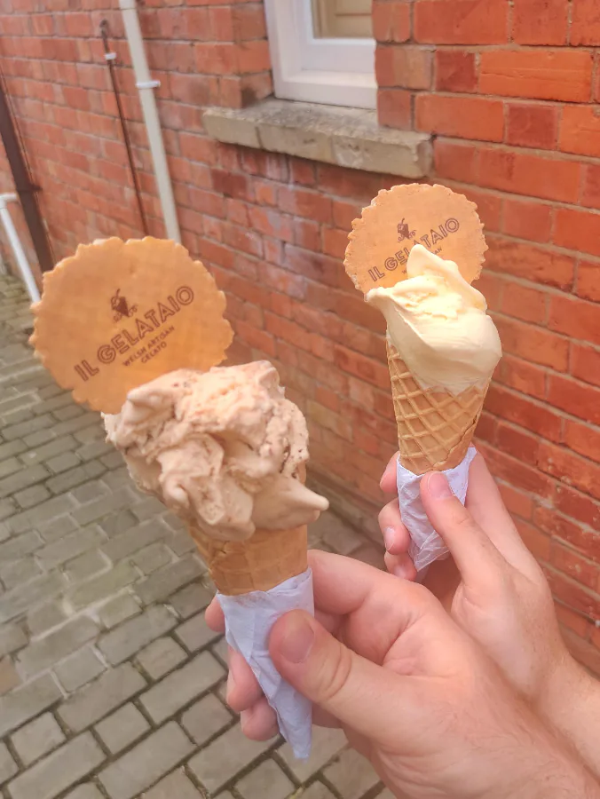 two ice cream cones from Il Gelataio